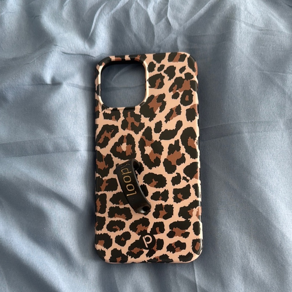 Leopard Print  Loopy IPHONE 12 max pro Phone Case